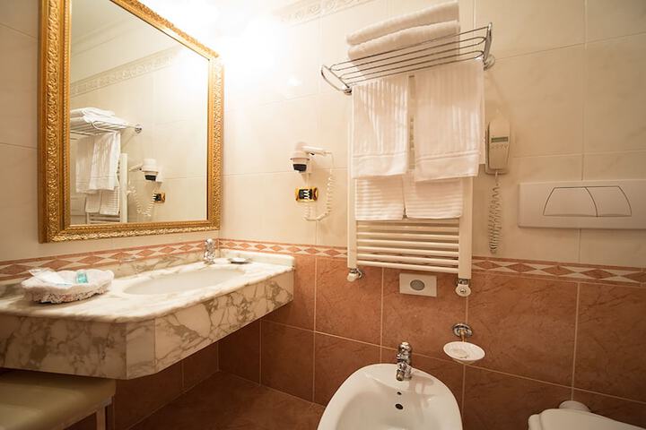 Bathroom Photo