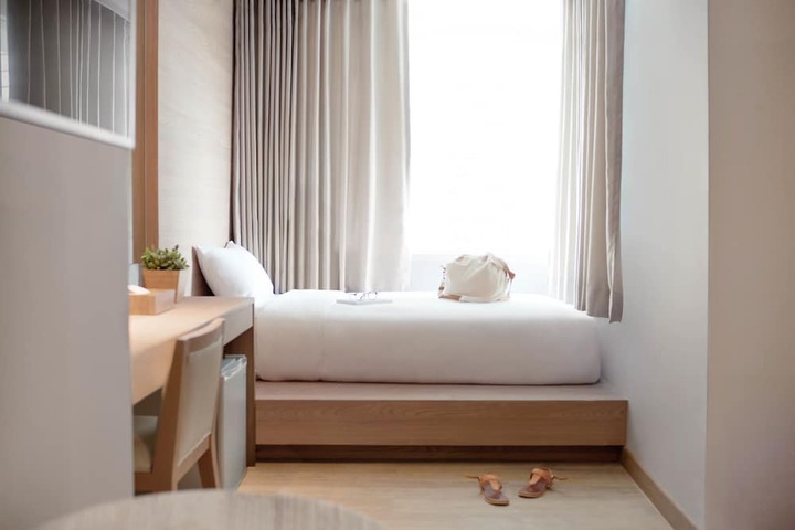 Room 4 of 34