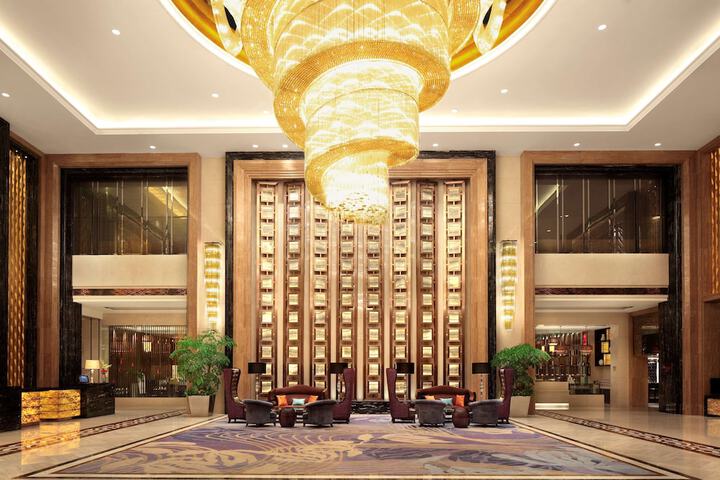 Hotel Interior 5 of 61