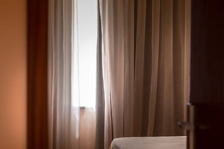 Room 10 of 26