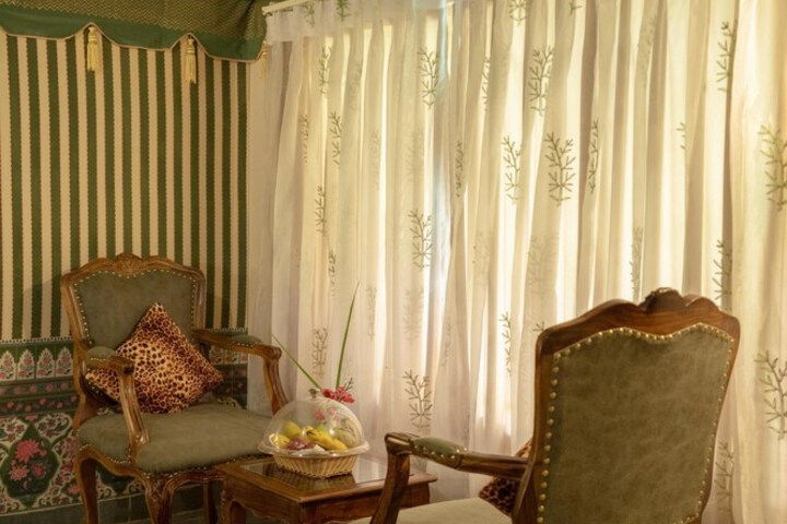 Room 13 of 51