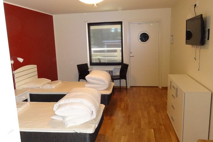 Room 3 of 45