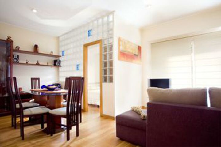 Room 33 of 40