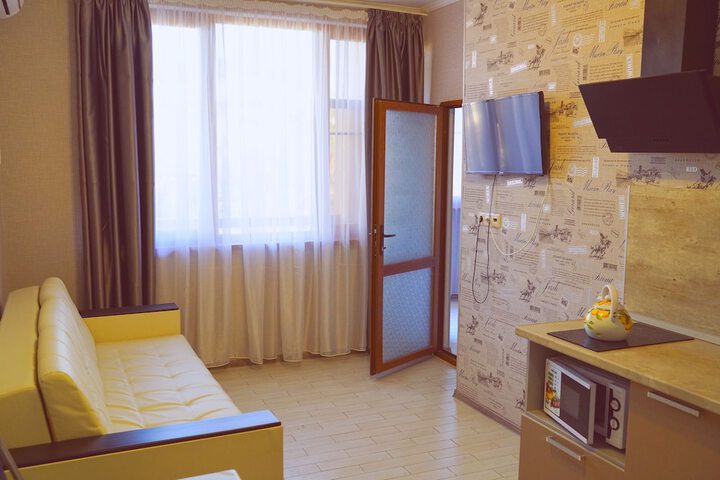 Room 36 of 49