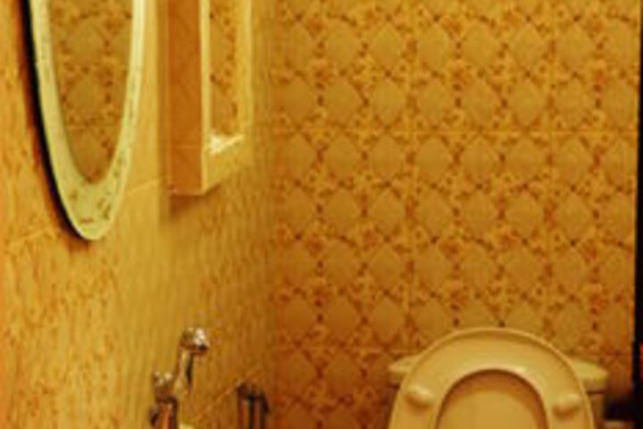 Room 2 of 21