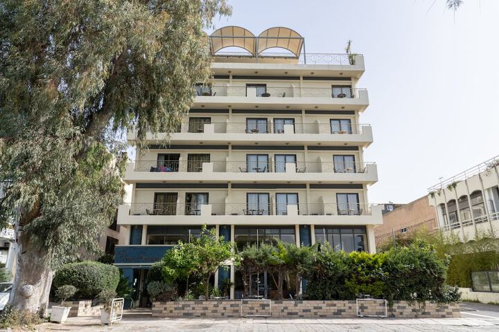 Four Seasons Hotel in Glyfada