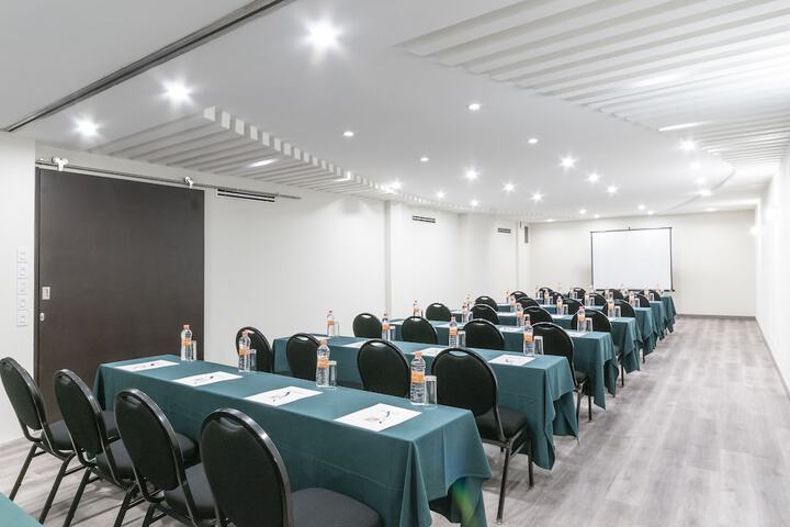 Meeting facility