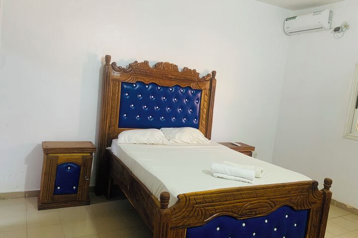 Room 4 of 23