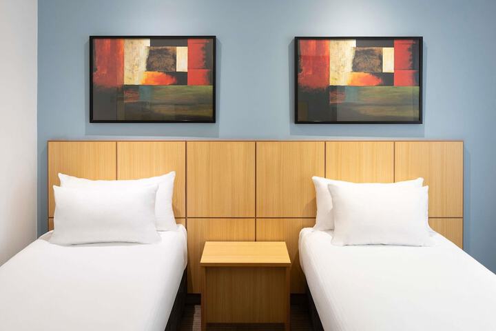 Room 18 of 69