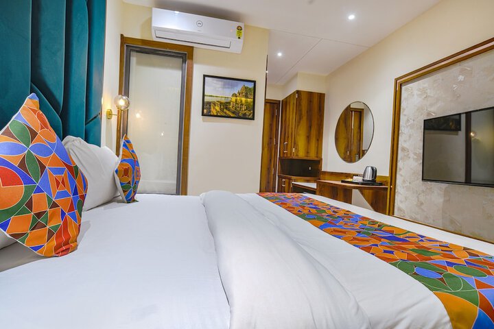 Room 21 of 33