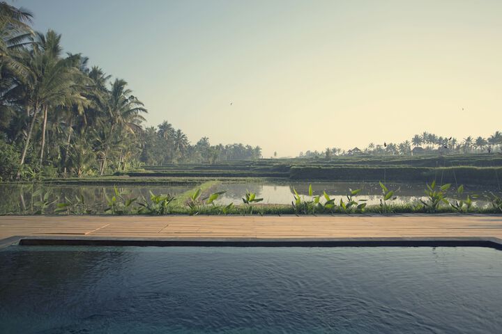 Pool Hotel