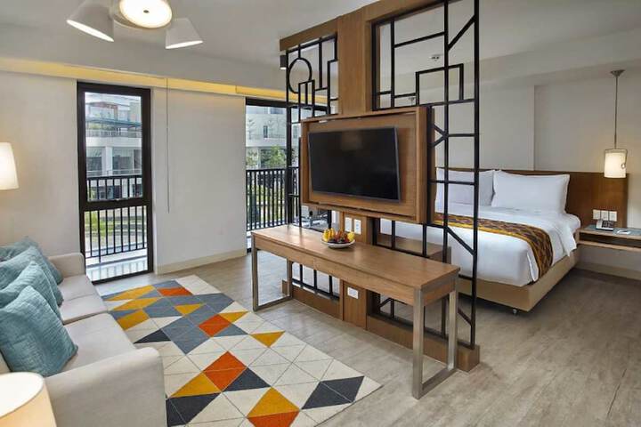 Room 5 of 28