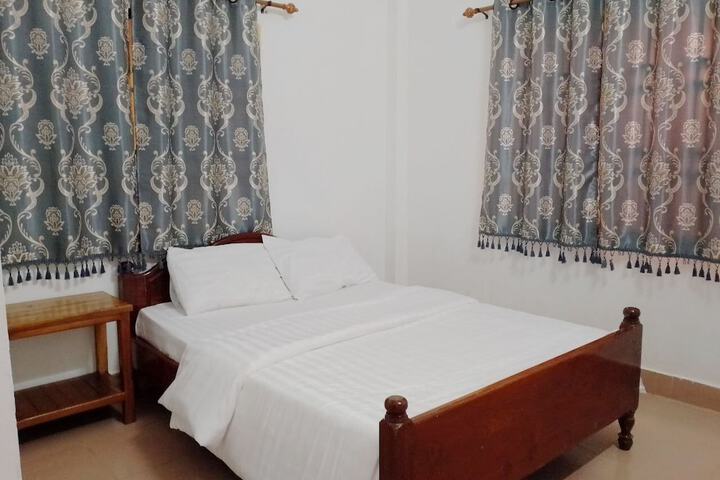 Room 10 of 23