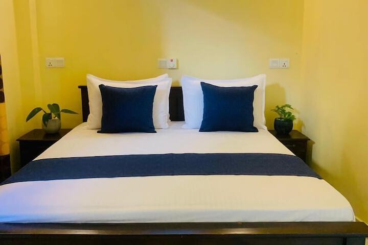 Room 9 of 36