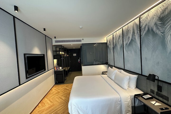 Room 18 of 61