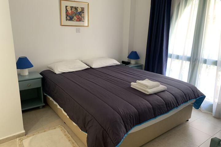 Room 9 of 35