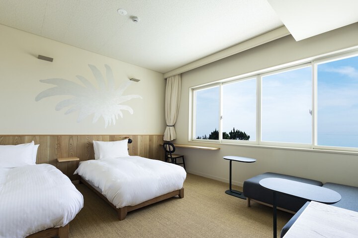 Room 14 of 45