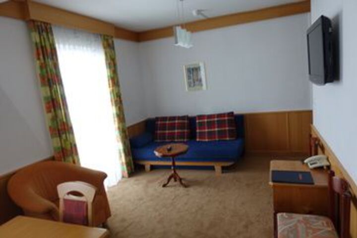 Room 15 of 47