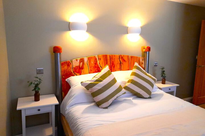 Room 13 of 20