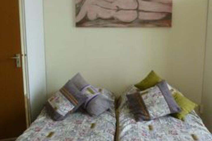 Room 14 of 22