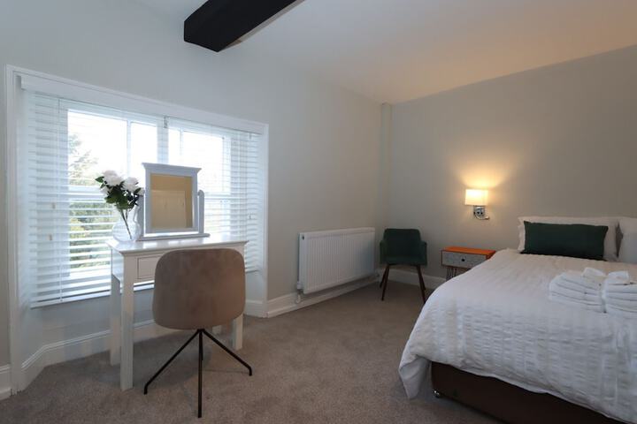 Room 6 of 36