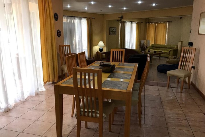 Room 9 of 49