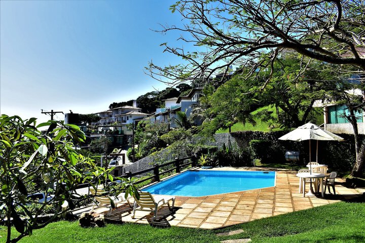 Hotel with Pool