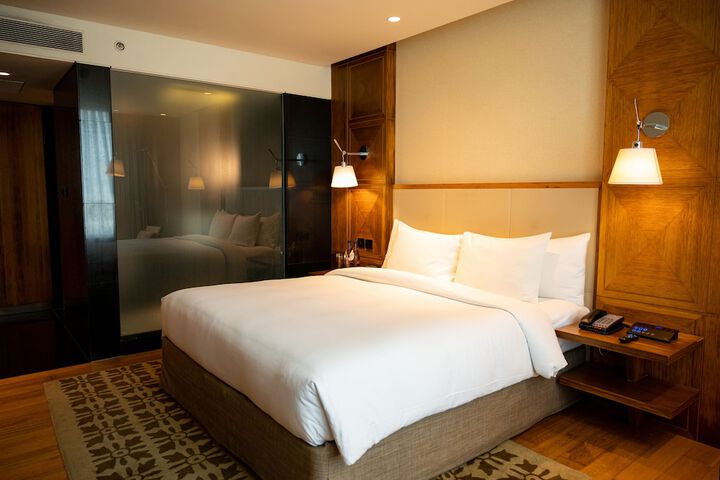 Room 21 of 100