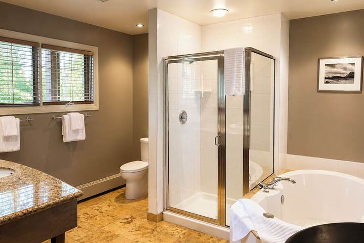 Bath Interior