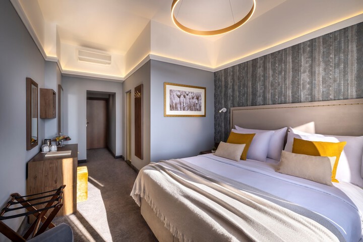 Room 20 of 75