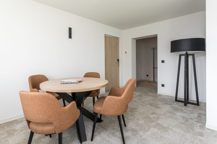 Room 41 of 82