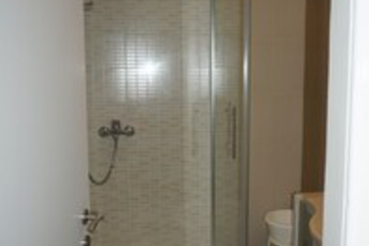Room 2 of 22
