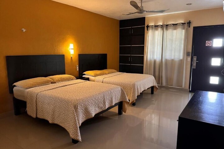Room 6 of 29