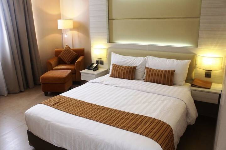 Room 8 of 46