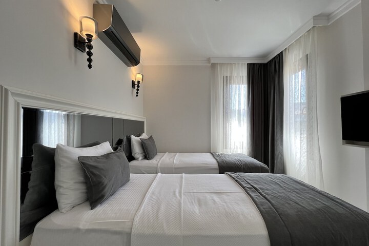 Room 87 of 107