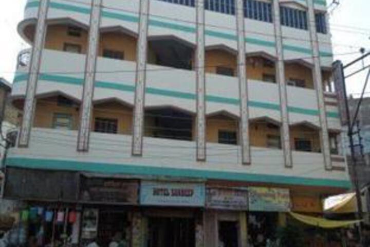 Hotel Sandeep