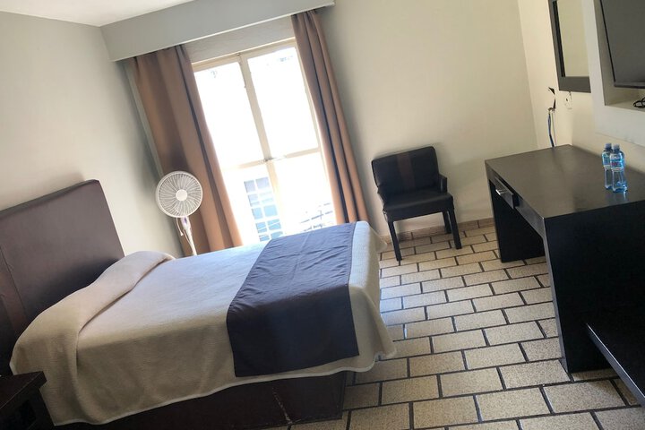 Room 4 of 21