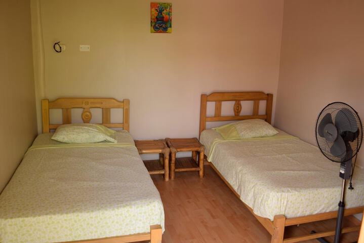 Room 27 of 59