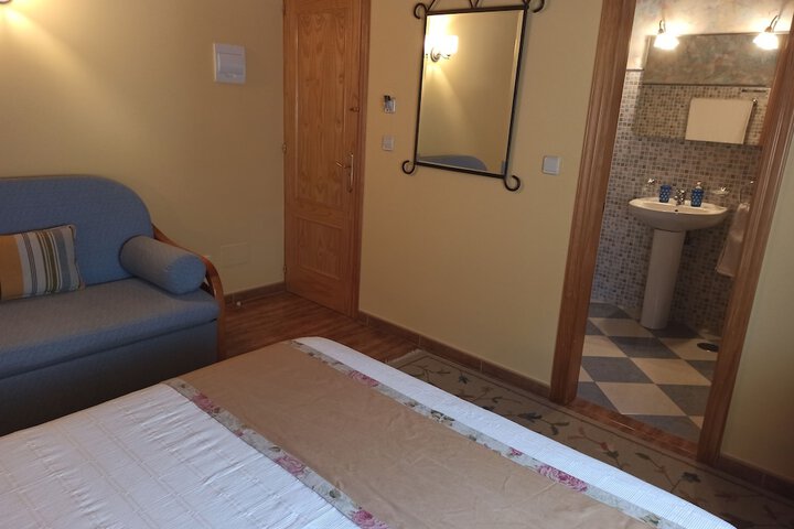 Room 8 of 31