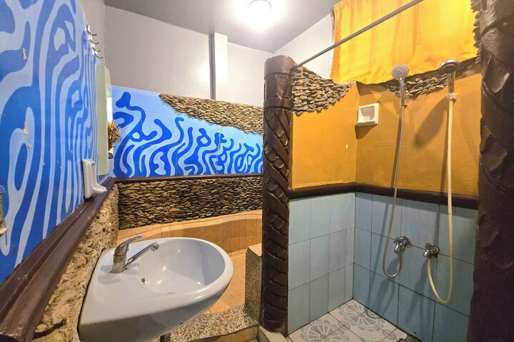 Room 70 of 171