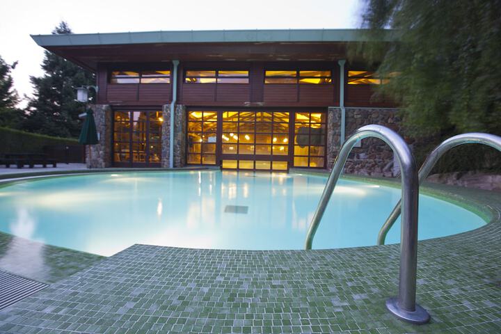 Hotel Pool