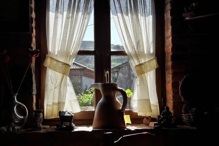 Room 2 of 56
