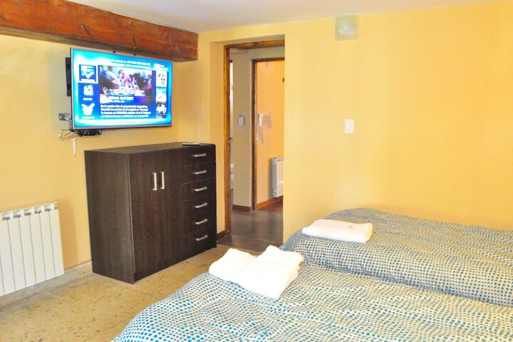 Room 12 of 104