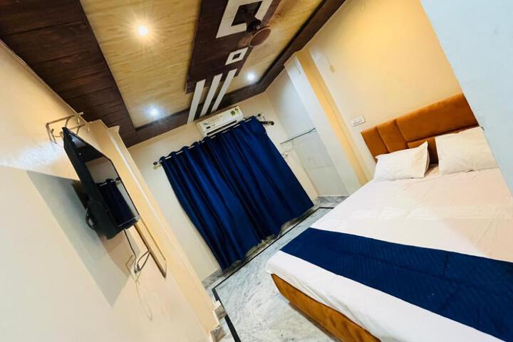 The kashi dham paying guest house