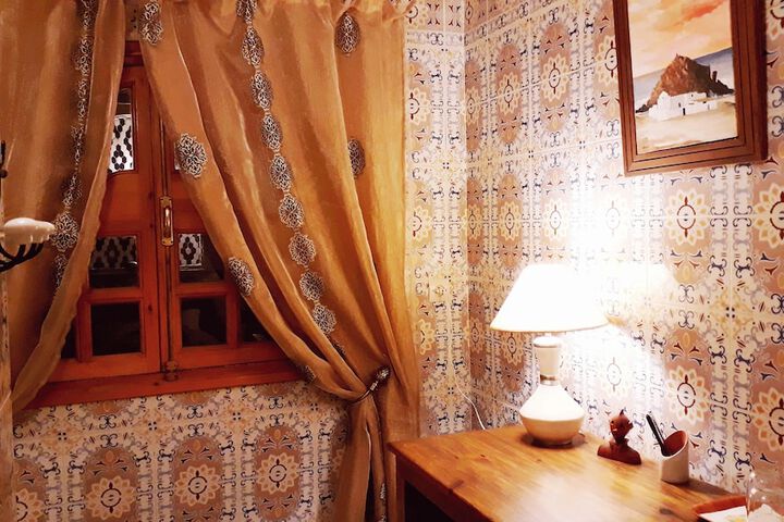 Room 18 of 31