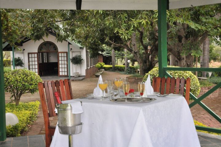 Dining 80 of 93