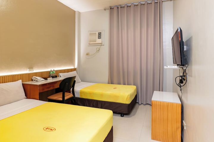 Room 16 of 21