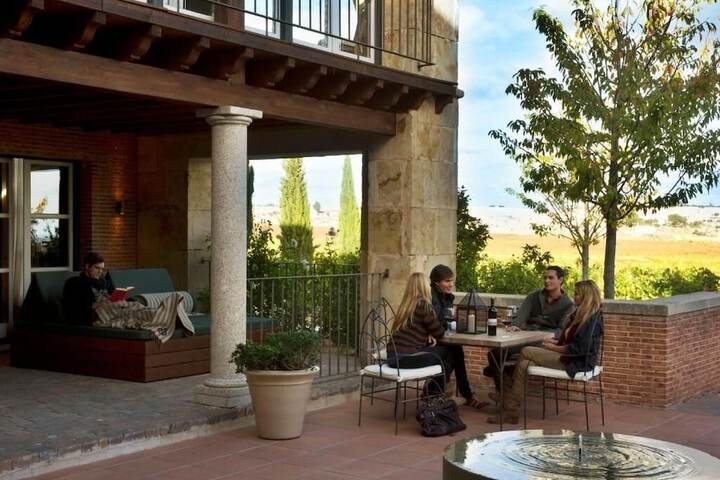 Terrace/Patio 13 of 16