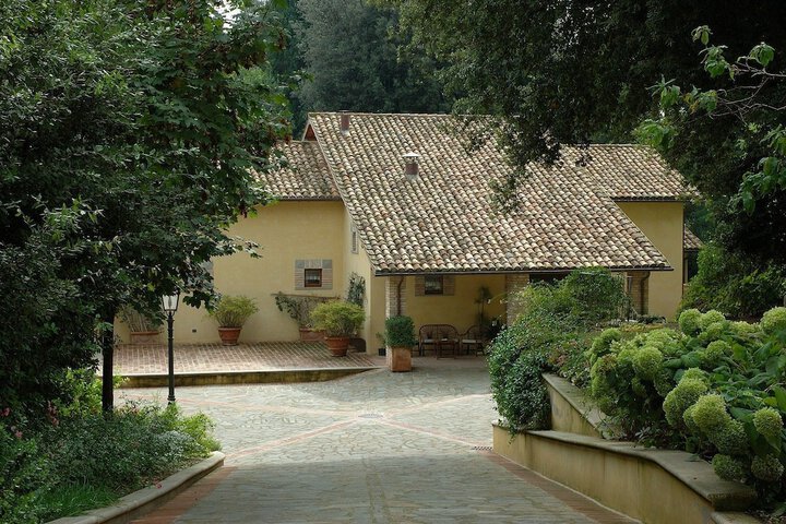 MONTECORNEO COUNTRY HOUSE
