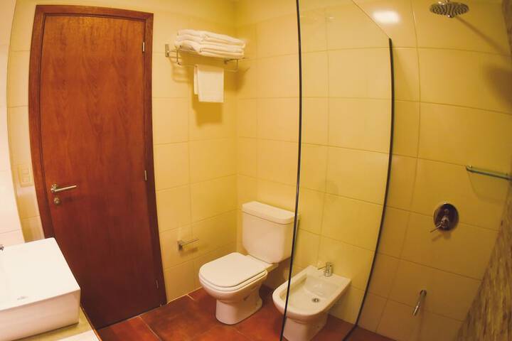 Room 4 of 19